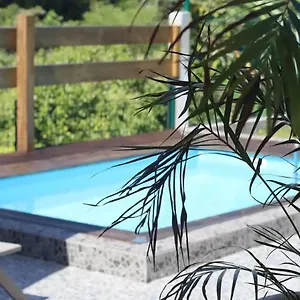 Hébergement de vacances Palmier Bungalow- Piscine, Gros-Morne